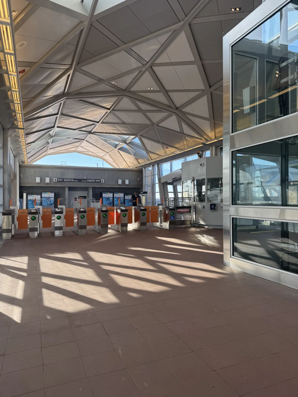 Ashburn Metrorail Station South Parking Garage