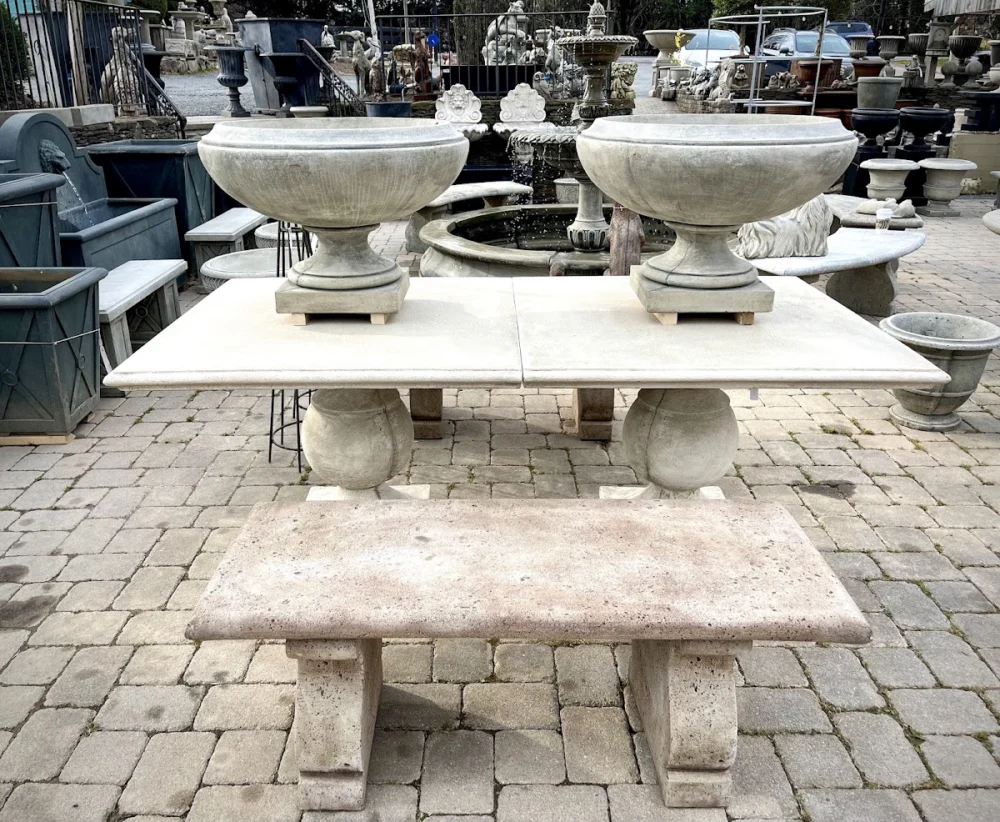 Pots & Plants