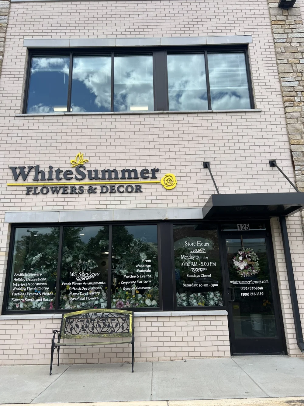 WhiteSummer Flowers & Decor